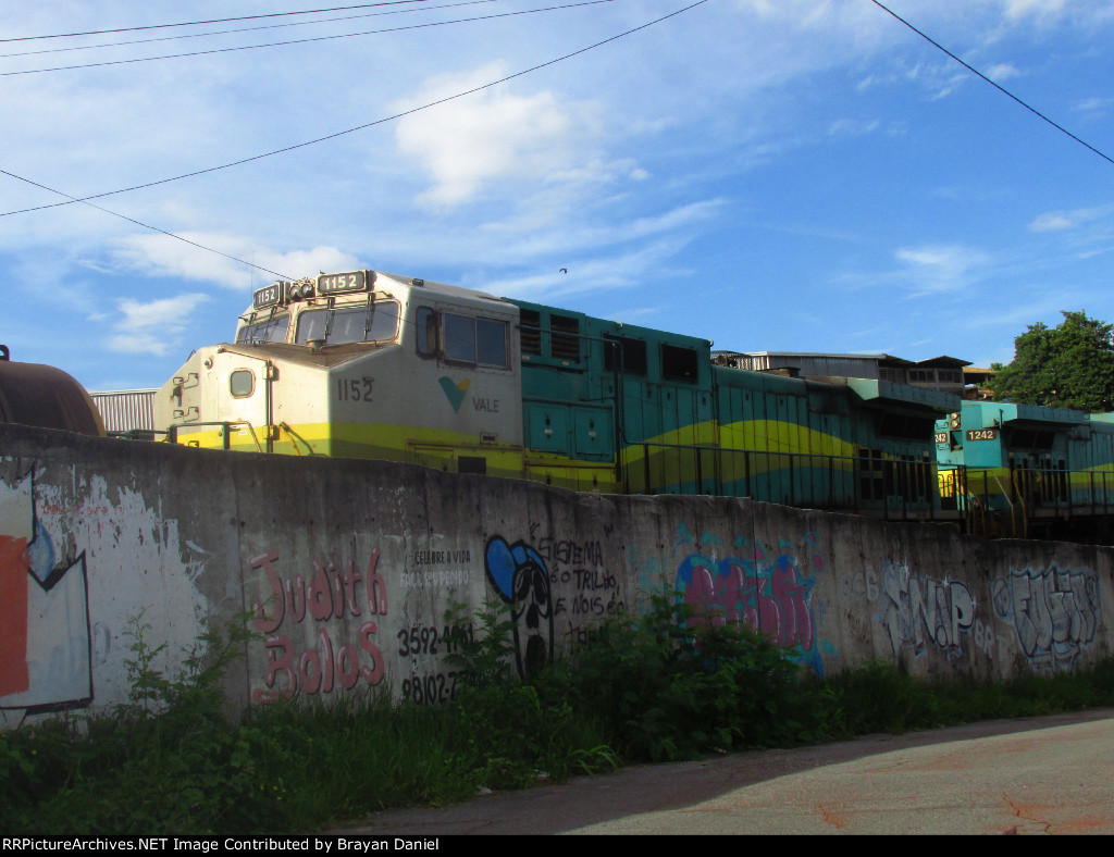 EFVM 1152